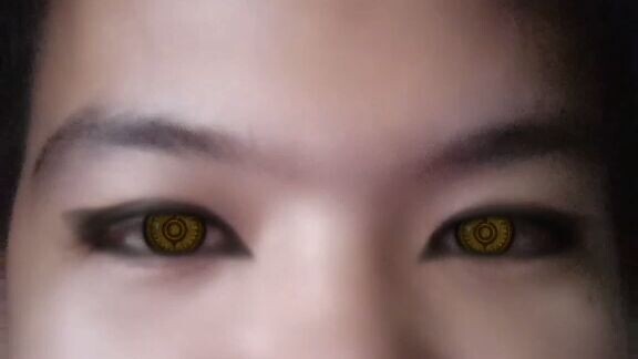 (👁️.👁️)