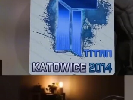 เพื่อนฉันบอกว่าลายพิมพ์นี้ก็แค่สิบกว่าหยวนเอง เมื่อก่อนเคยเล่นอยู่ด้วยนะ