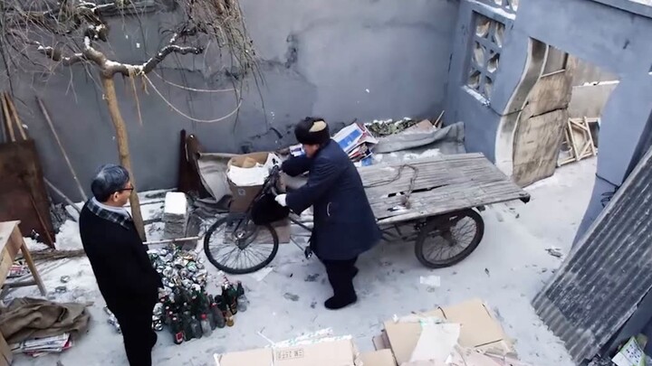 Third Uncle goes outside to collect scrap to supplement Shazhu’s living expenses.