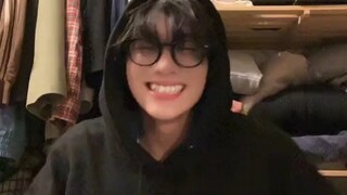 山下幸辉笑的好可爱啊，第一个歌曲是NO第二个不知道