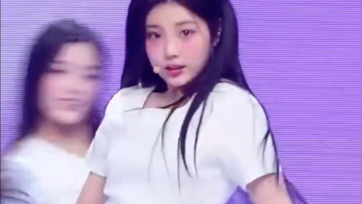 A Roundup: Are Idols from Different Agencies Naturally Beautiful or Plastic?