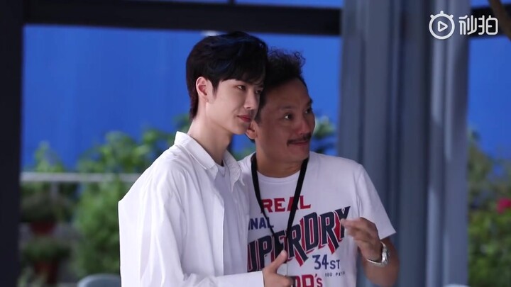 【Wang Yibo】Liputan syuting tanpa filter, kulitnya super kece!