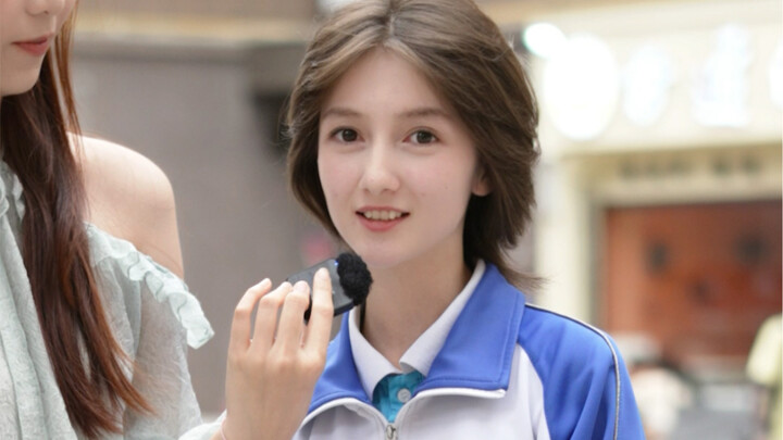 فتاة من توربان في شينجيانغ، جمالها حقيقي جدًا!