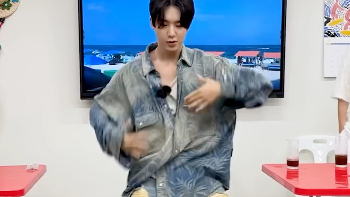 230729 SEVENTEEN Kwon Soonyoung HOSHI-Lucifer/Music ON Zero Station
