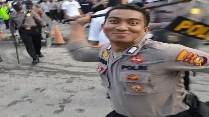 Meme absurd yang saya temukan di internet