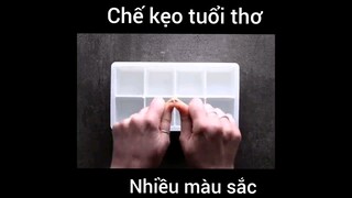 Chế biến kẹo tuổi thơ nhiều màu sắc