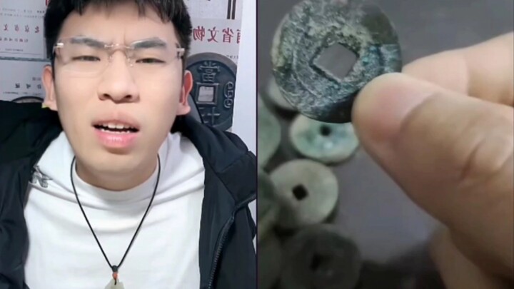 الشهادة ليست ضرورية، لكن كعكة الدُّخن لا غنى عنها، وفي النهاية ربط لو شون بينه وبين تشو شورن.