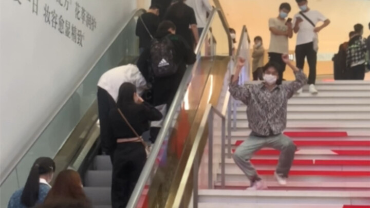 เต้นแยกท่อนไม่เป็นไรใช่ไหม!