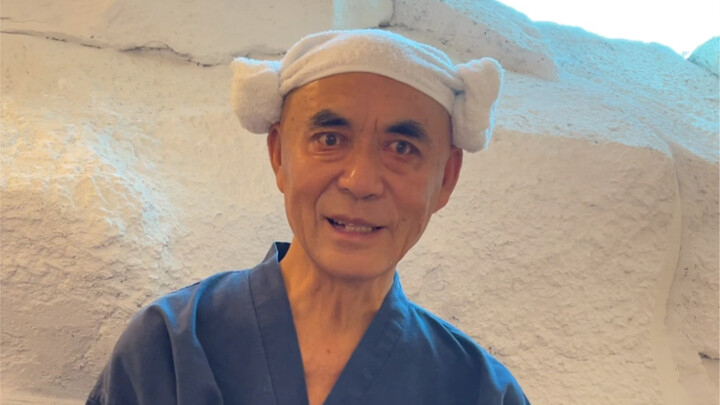 عندما أخذ الجد حمامًا فاخرًا