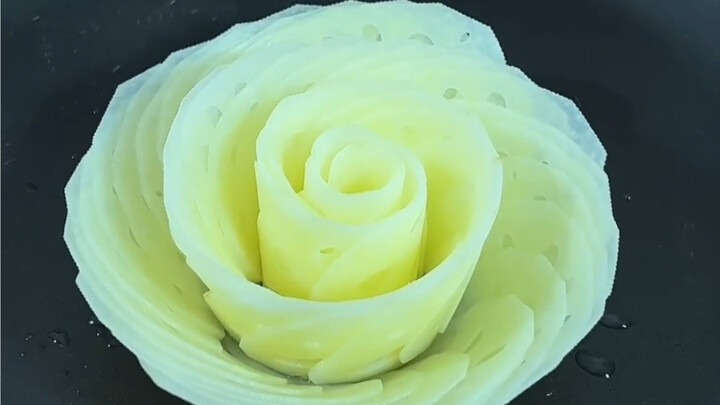 Dua cara menyantap teratai putih.