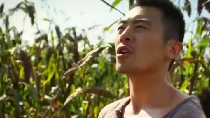 I want to sleep with you, but you don't agree. Classic dialogue.