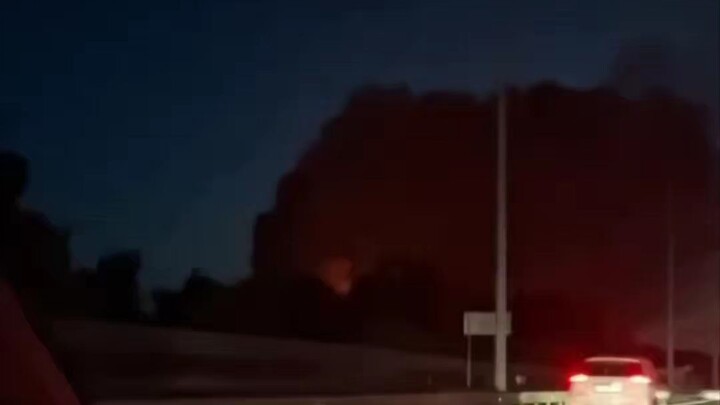 🚨 BREAKING: Massive Explosions Rock Kyiv Region After Russian Strike 🇷🇺🇺🇦A Russian attack on th