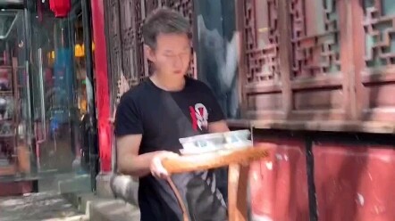 Bạn có từng gặp người mà mình hết lòng đối tốt, vậy mà họ vẫn hiểu lầm mình không? Hãy tag họ vào và