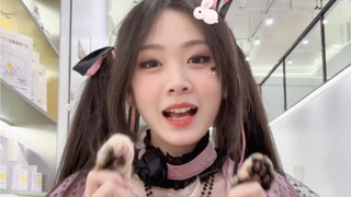 在小小的花园里面挖呀挖呀挖