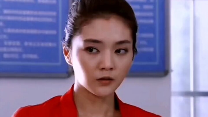 Female village official can’t sell her peaches and plans to quit—but in the end, it’s the villagers 