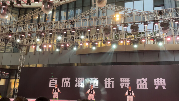 【وانغ جيا إر】حفلة منفردة لوانغ جيا إر؟