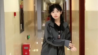 Wang Zi is coming ~ Do you like such a sweet girl?
