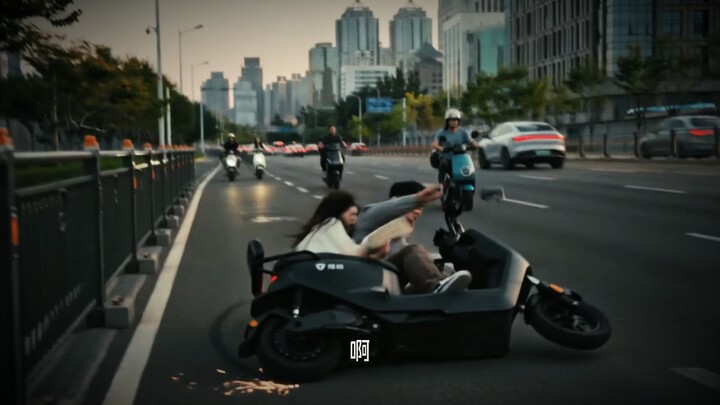“Kẻ xấu nghĩ nát óc, chẳng bằng kẻ ngốc chợt nảy ý hay”