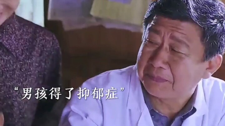 Doctors like this are rare these days. Movie: "The Old Town Healer"