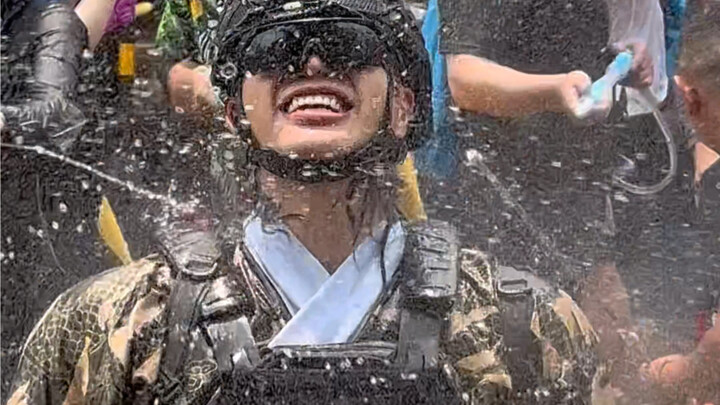 In the 1386th year of the Dai calendar, during the Naxi Water-Splashing Festival: if you can’t beat 