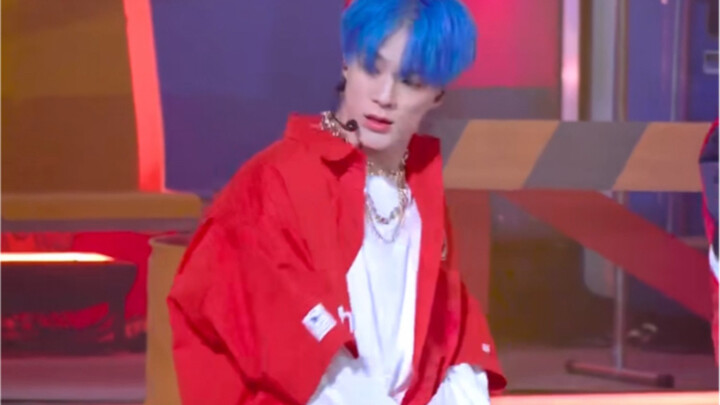 حب التسعينيات / هذا المقطع من لي دي نو قاتل حقًا