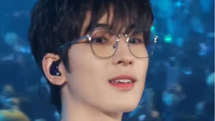 [All Wonwoo] As the BGM starts, first love makes its entrance.