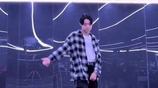 Korean Dance Cover | A long-awaited girl group dance! Japanese guy covers [NewJeans]' "Hype Boy"