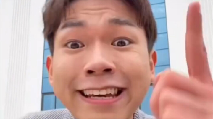 I'm dying laughing at this Yimengling's photo trick!