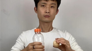 The secret of piercing an egg through a bottle is revealed, the masters are among the people!