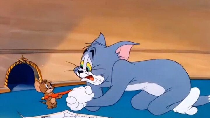 Tom asks Jerry to sign a letter of understanding.