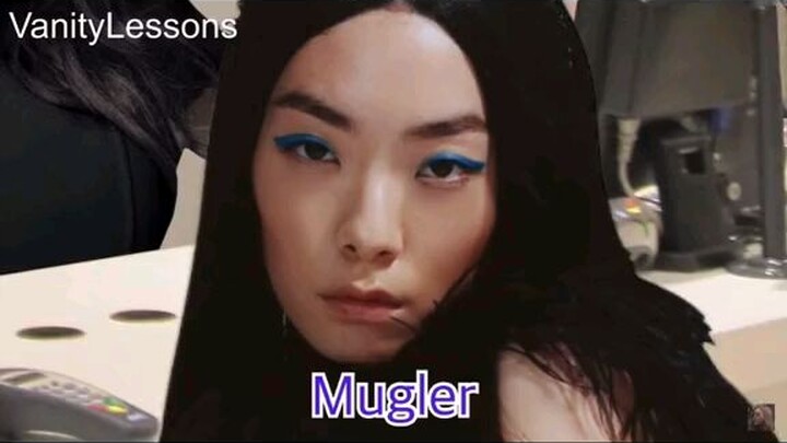Ariana Grande robbing gucci