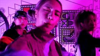 الذكرى العاشرة لتأسيس فرقة Just Jerk! رقص جماعي مذهل من 13 عضوًا وسيمين بشكل لا يُصدق!