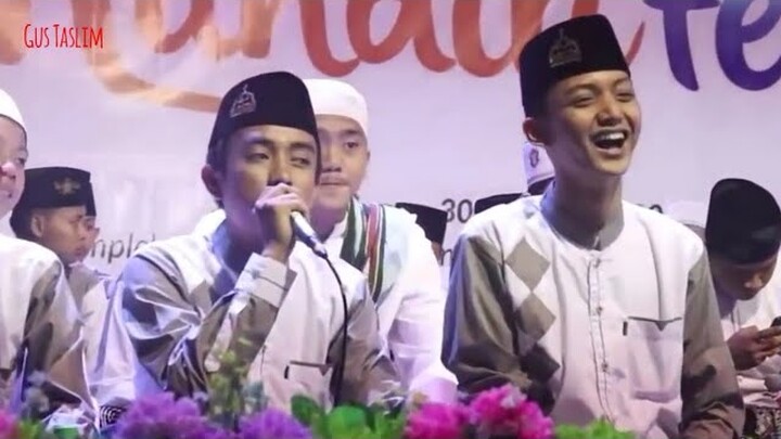 GUS AZMI DAN AHKAM HEBOH!  BAPERIN CEWEK CEWEK PAKAI LAGU INI