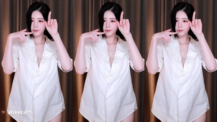 เฮยเจิน - ลิปแอนด์ฮิป - เสื้อเชิ้ตสีขาว