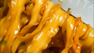 Have you decided what to have for lunch yet? How about trying my spicy and numbing noodles!