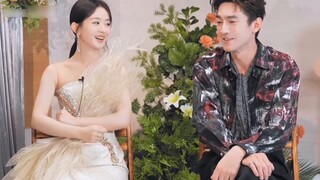 Sweet! Some moments when the real body of Xingying Buli comes out "Come a little closer~" [Zhao Liyi