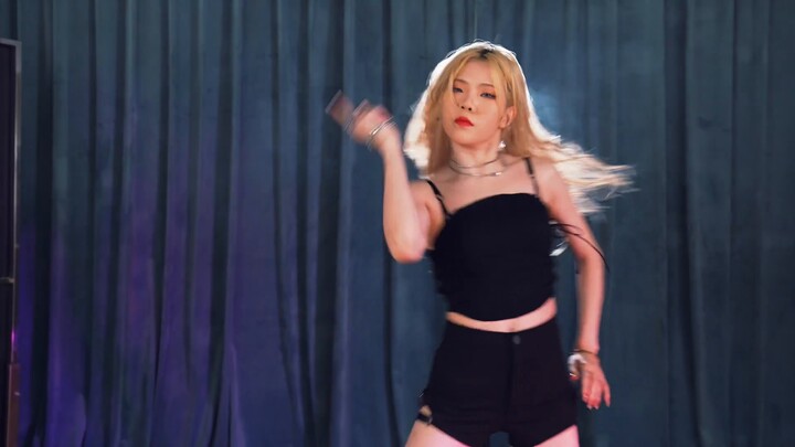Dangerous and charming snake beauty [Thalia] Ciara - Body Party｜Dance cover