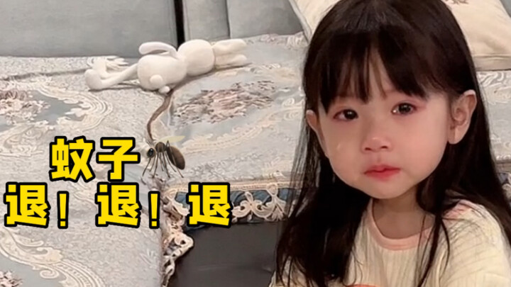 Bị muỗi đốt đến phát khóc… Tịnh Y bị dị ứng với muỗi, cổ chân sưng to quá trời!