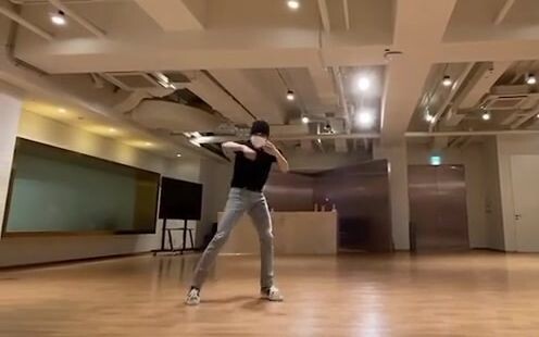 [Jin Jong-yeon] 201205 – New song “Hello Stranger” practice room dance version released! A commemora
