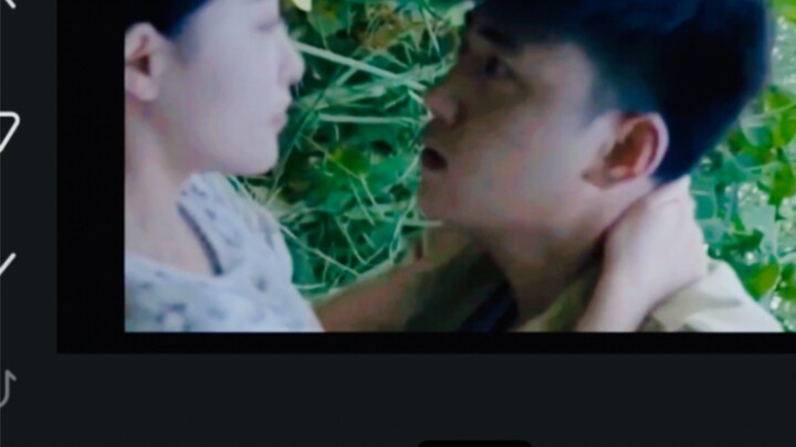 [Sister-in-law finally let Ergou play poker in the bushes]