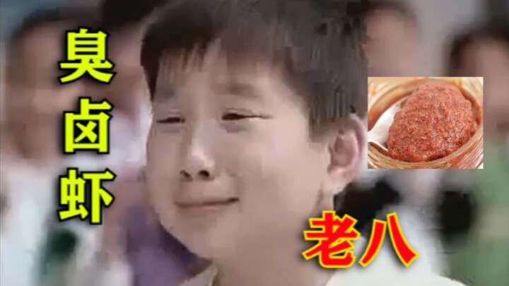 Lý Tử Bát, mẹ cậu lấy hai hũ tôm ngâm nước tương để đưa cho cậu đây