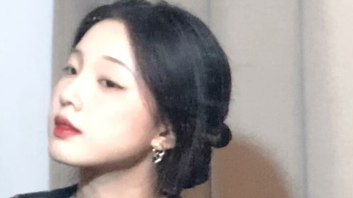ใครบอกว่าจะเป็นผู้ใหญ่สุขุมไปพร้อมกับความน่ารักแบบเด็กๆ ไม่ได้
