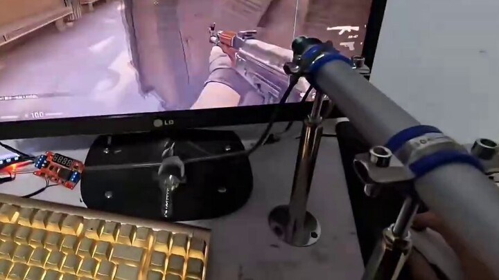 Sask laughed so hard while watching the real gun shooting simulator: This is too advanced!