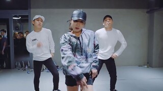 May J Lee đã rời 1M Dance Studio, tiếp quản vũ đạo từng khiến nữ thần nổi tiếng ở Trung Quốc!