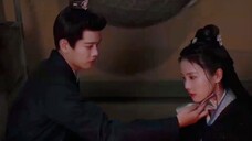 Chẳng trách hoàng tử lại muốn moi xương của bạn ra!