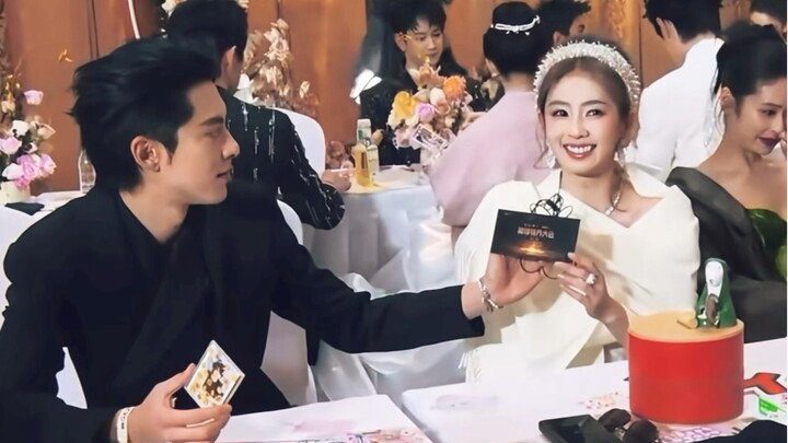 เฮ่อเหยียนเยว่เซ่อ｜ทุกปีเราก็มาด้วยกัน ที่นั่งข้างๆ ก็มักจะเหลือไว้ให้คุณเสมอ