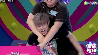 Potongan lucu interaksi antara dua program legendaris: Wuwukai kakek Lu dan Pdd babi nakal 2