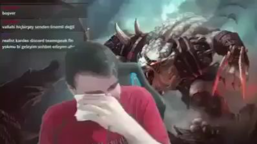 Heumrage ağlıyor