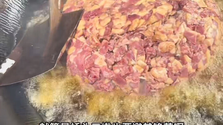 إذا أردت رمي الرمح لمسافة بعيدة، فمدينة تسيغونغ في سيتشوان هي الخيار الأول. بط تسيان الصغير من محافظ