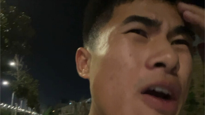 ĐM, tôi lên hot trend mà cũng bị bạn chửi à?